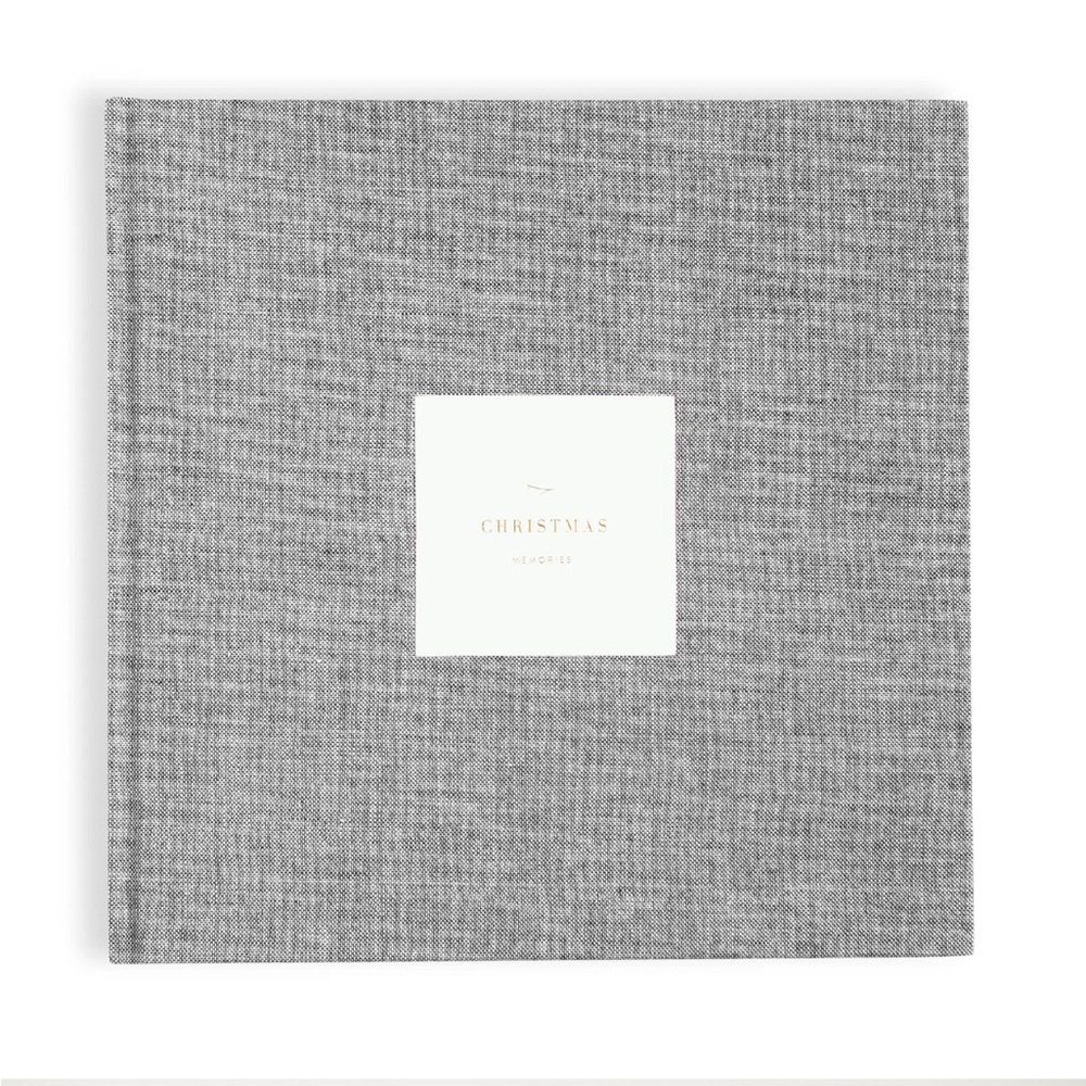 OUR CHRISTMAS MEMORIES: A FAMILY TRADITIONS KEEPSAKE (GREY TWEED) New and Sealed